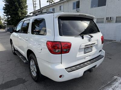 2012 Toyota Sequoia SR5   - Photo 4 - Tarzana, CA 91356