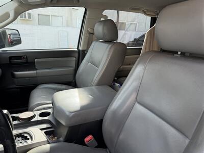 2012 Toyota Sequoia SR5   - Photo 12 - Tarzana, CA 91356