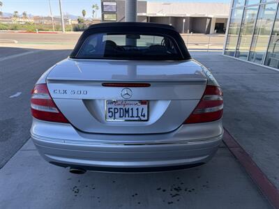2005 Mercedes-Benz CLK CLK 500   - Photo 5 - Tarzana, CA 91356