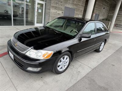 2000 Toyota Avalon XLS Sedan