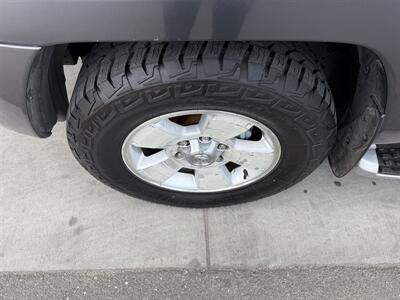 2003 Toyota 4Runner Limited   - Photo 9 - Tarzana, CA 91356