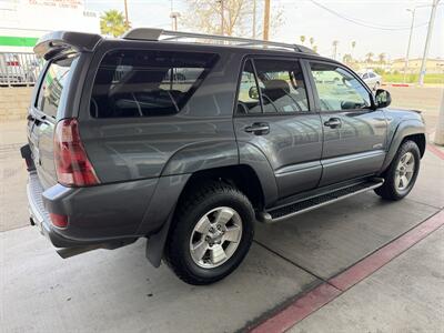 2003 Toyota 4Runner Limited   - Photo 6 - Tarzana, CA 91356