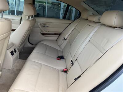 2011 BMW 3 Series 328i   - Photo 14 - Tarzana, CA 91356