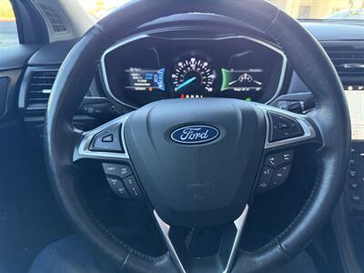 2018 Ford Fusion Energi Titanium   - Photo 18 - Tarzana, CA 91356