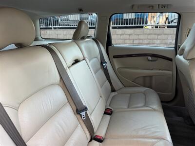2008 Volvo XC70 3.2   - Photo 16 - Tarzana, CA 91356