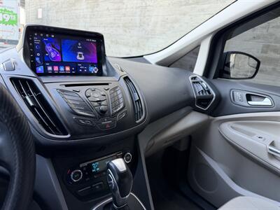 2013 Ford C-MAX Hybrid SE   - Photo 24 - Tarzana, CA 91356