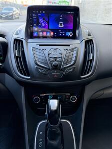 2013 Ford C-MAX Hybrid SE   - Photo 21 - Tarzana, CA 91356