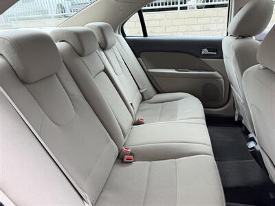 2010 Ford Fusion Hybrid   - Photo 15 - Tarzana, CA 91356
