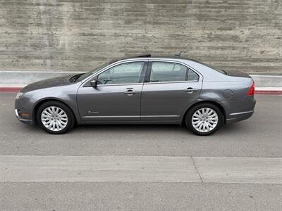 2010 Ford Fusion Hybrid   - Photo 2 - Tarzana, CA 91356