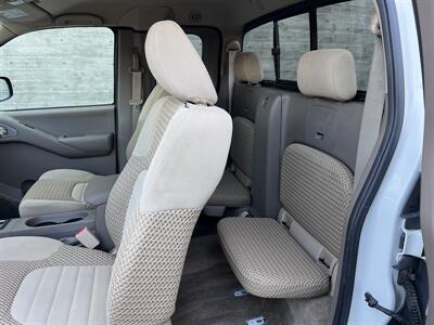 2014 Nissan Frontier SV V6   - Photo 11 - Tarzana, CA 91356