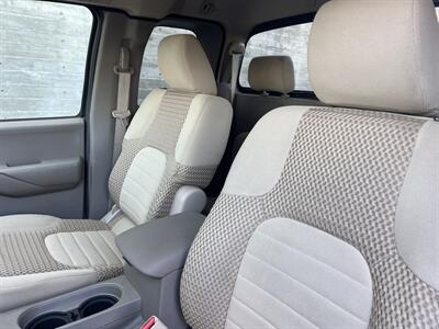 2014 Nissan Frontier SV V6   - Photo 10 - Tarzana, CA 91356