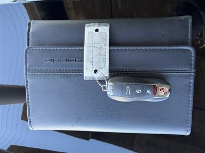 2017 Porsche Macan S   - Photo 20 - Tarzana, CA 91356