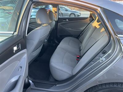 2013 Hyundai SONATA GLS   - Photo 10 - Framingham, MA 01702