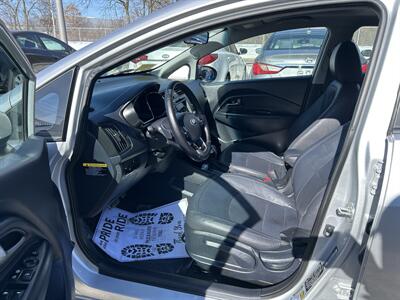 2013 Kia Rio 5-Door SX   - Photo 9 - Framingham, MA 01702
