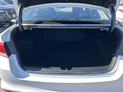 2016 Kia Optima LX   - Photo 8 - Framingham, MA 01702