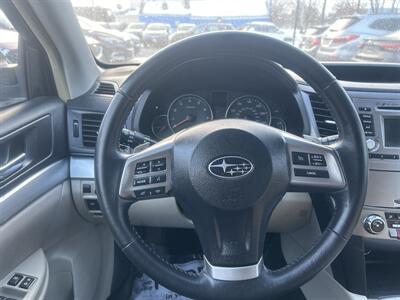 2014 Subaru Outback 2.5i Premium - Photo 13 - Framingham, MA 01702
