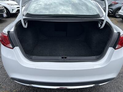 2016 Chrysler 200 Limited - Photo 8 - Framingham, MA 01702