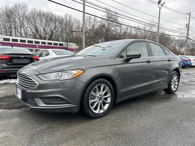 2017 Ford Fusion SE - Photo 1 - Framingham, MA 01702