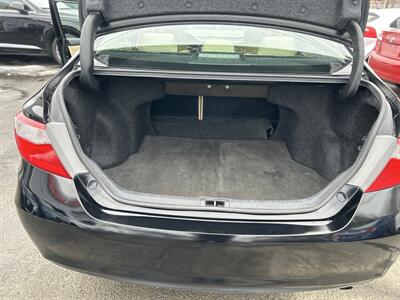 2015 Toyota Camry LE   - Photo 8 - Framingham, MA 01702