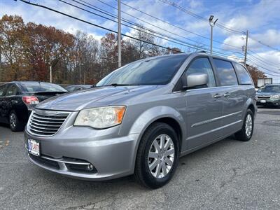 2014 Chrysler Town and Country Touring Minivan