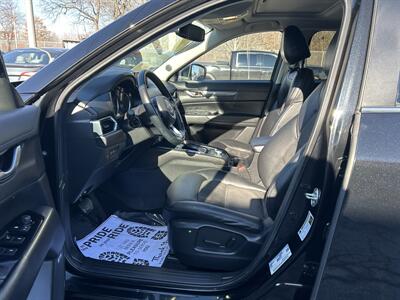 2019 Mazda CX-5 Touring   - Photo 10 - Framingham, MA 01702