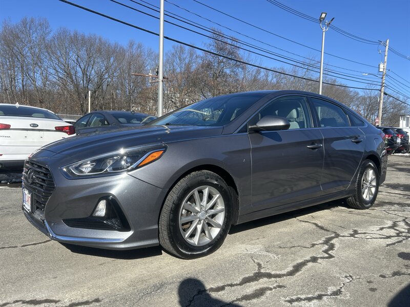2018 Hyundai SONATA SE   - Photo 1 - Framingham, MA 01702