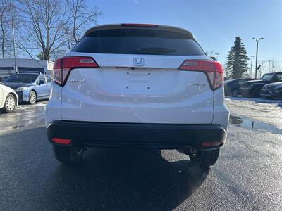 2017 Honda HR-V EX   - Photo 5 - Framingham, MA 01702