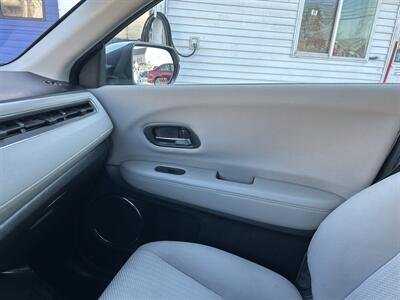 2017 Honda HR-V EX   - Photo 11 - Framingham, MA 01702