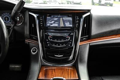 2016 Cadillac Escalade Luxury Collection   - Photo 19 - Dallas, TX 75229