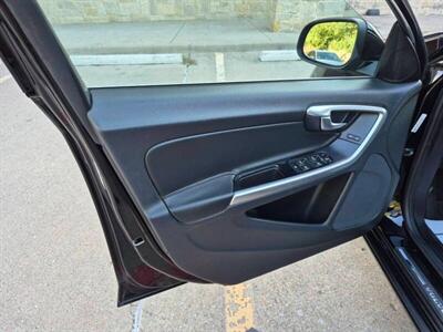 2017 Volvo V60 T5 Premier   - Photo 6 - Dallas, TX 75229