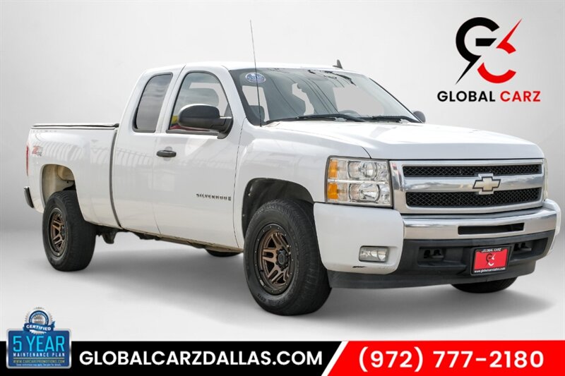 2009 Chevrolet Silverado 1500 LT   - Photo 1 - Dallas, TX 75229