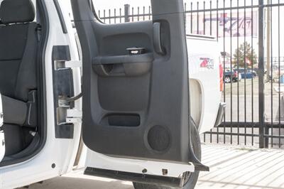 2009 Chevrolet Silverado 1500 LT   - Photo 39 - Dallas, TX 75229
