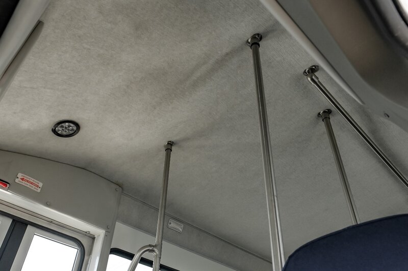 2014 Ford E-Series Chassis E-350 SD SHUTTLE VAN 10 PASSANGER - Photo 29 - Dallas, TX 75229