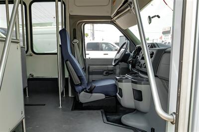 2014 Ford E-Series Chassis E-350 SD SHUTTLE VAN 10 PASSANGER - Photo 31 - Dallas, TX 75229
