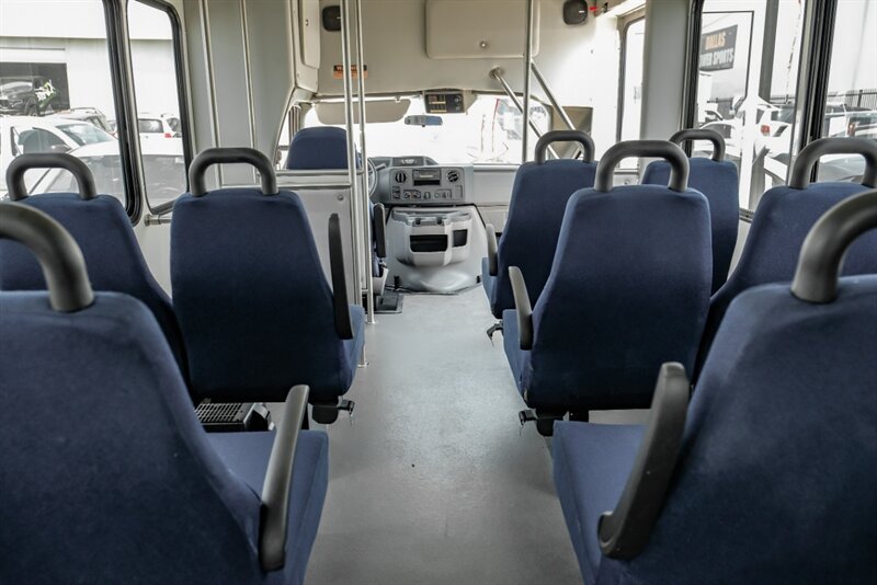 2014 Ford E-Series Chassis E-350 SD SHUTTLE VAN 10 PASSANGER - Photo 33 - Dallas, TX 75229