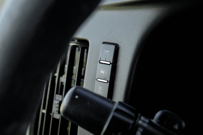 2012 Chevrolet Express 2500 - Photo 19 - Dallas, TX 75229