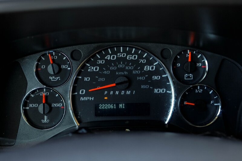 2012 Chevrolet Express 2500 - Photo 13 - Dallas, TX 75229