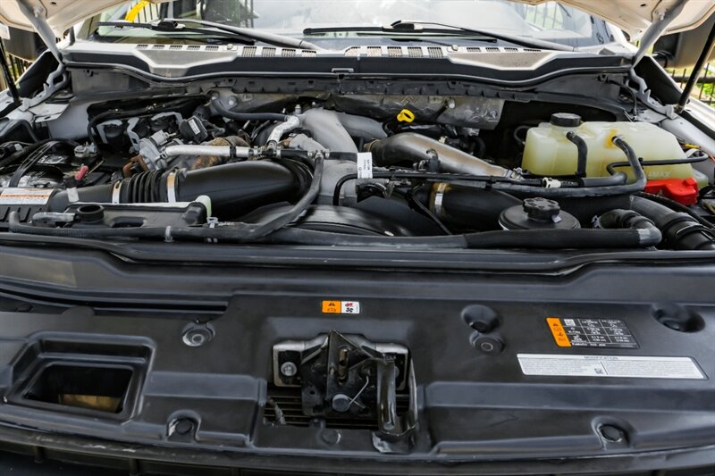 2022 Ford F450 FLATBED - Photo 41 - Dallas, TX 75229