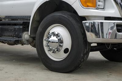 2013 FORD F-750 BOX VAN   - Photo 12 - Dallas, TX 75229