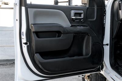 2019 GMC Sierra 3500HD FLATBED   - Photo 35 - Dallas, TX 75229