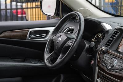 2017 Nissan Pathfinder S   - Photo 9 - Dallas, TX 75229