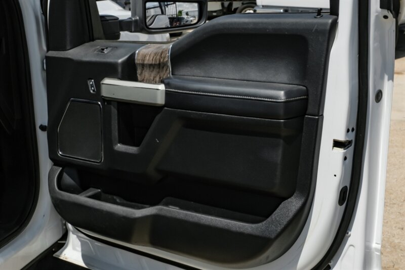 2019 Ford F-350 Super Duty Lariat - Photo 38 - Dallas, TX 75229