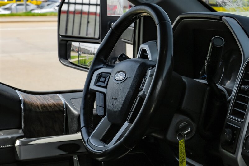 2019 Ford F-350 Super Duty Lariat - Photo 14 - Dallas, TX 75229
