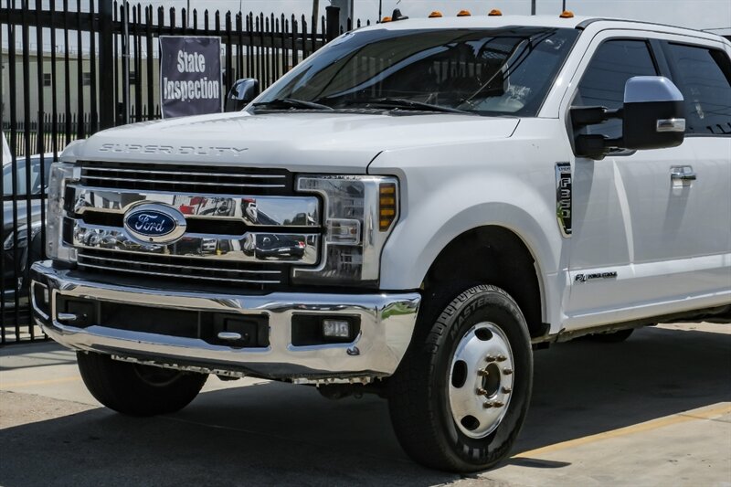 2019 Ford F-350 Super Duty Lariat - Photo 7 - Dallas, TX 75229