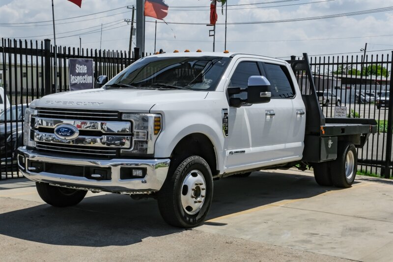 2019 Ford F-350 Super Duty Lariat - Photo 6 - Dallas, TX 75229