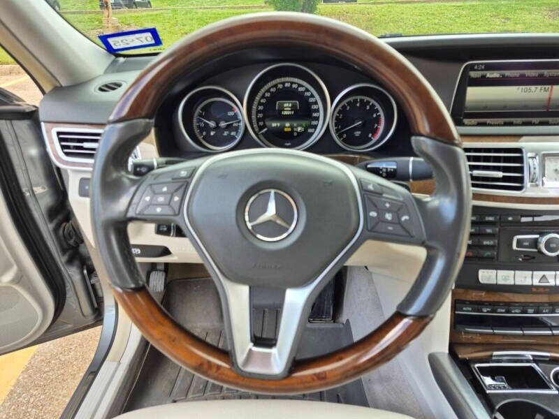 2014 Mercedes-Benz E 350 Luxury - Photo 17 - Dallas, TX 75229
