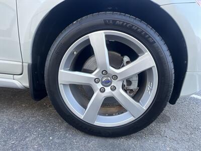 2011 Volvo XC60 T6 R-Design - Photo 7 - Escondido, CA 92025