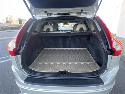2011 Volvo XC60 T6 R-Design - Photo 19 - Escondido, CA 92025