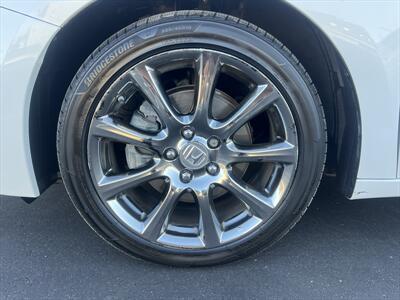 2011 Honda Accord EX-L V6   - Photo 18 - Escondido, CA 92025