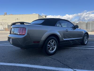 2005 Ford Mustang V6 Deluxe   - Photo 14 - Escondido, CA 92025